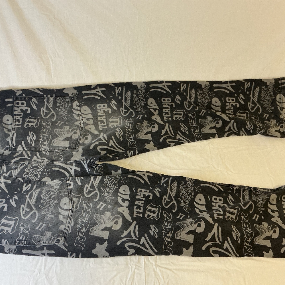 Used Designer Italian Bershka Mens Black And Grey Designed Jeans Waist 34